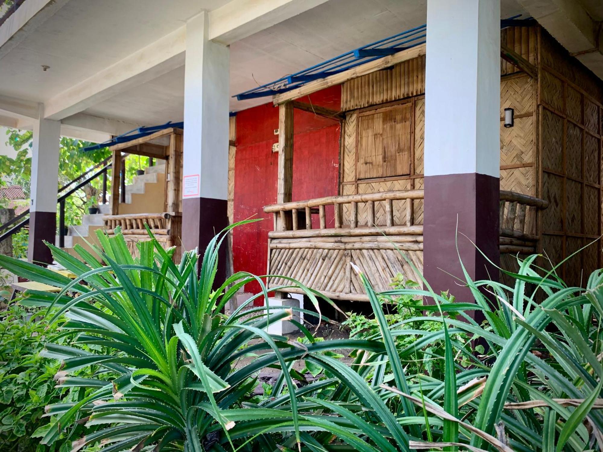 Old Parola Seaside Inn Балер Екстер'єр фото